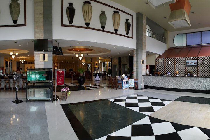 Hotel 2 of 59
