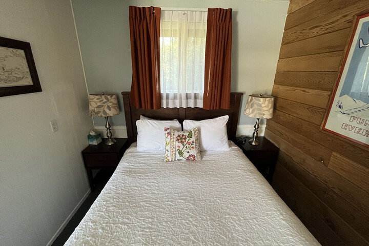 Room 30 of 133