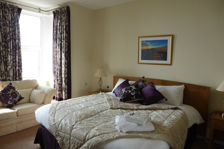 Room 4 of 39