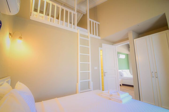 Room 29 of 57