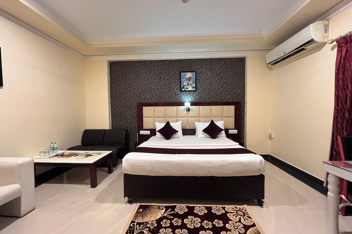 Room 32 of 135