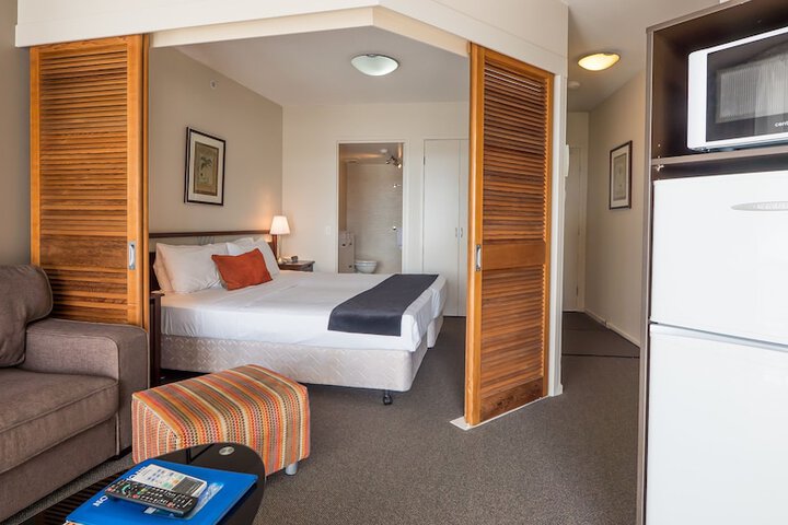 Room 42 of 91