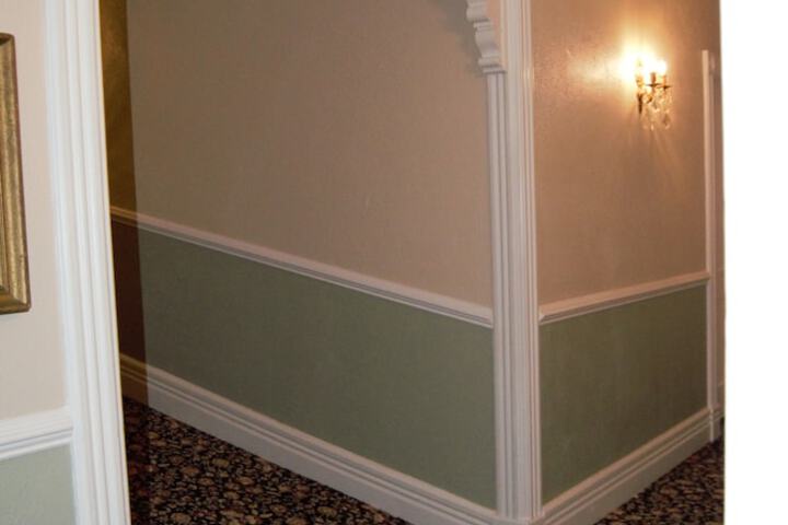 Ballroom/Hall 76 of 95