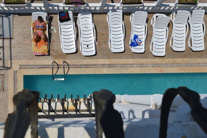 Pool Hotel