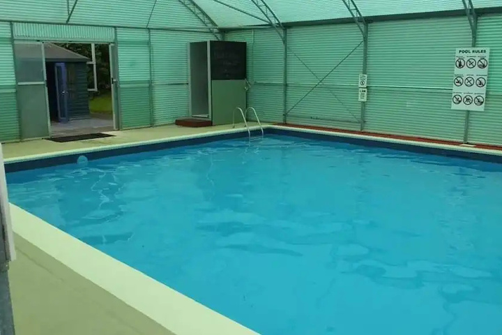 Pool 9 of 13