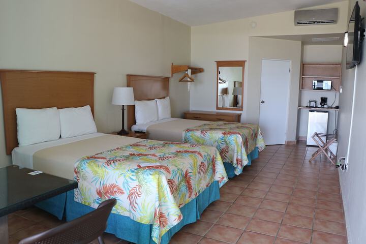 Room 8 of 50