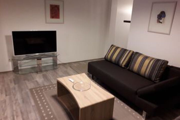 Room 52 of 54