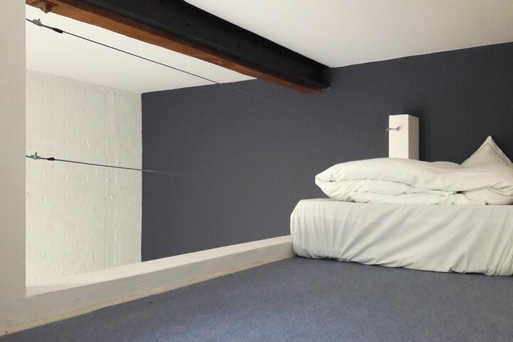 Room 19 of 45
