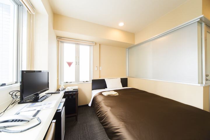 Room 8 of 46