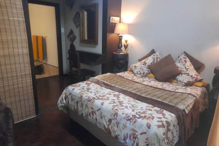 Room 6 of 50