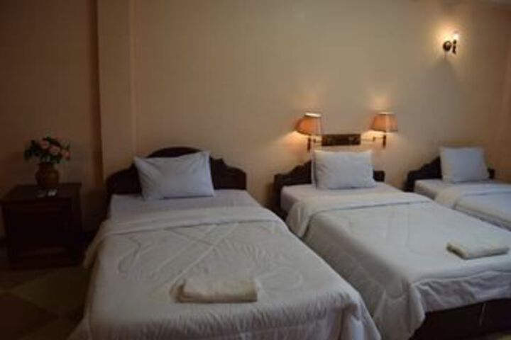 Room 12 of 22