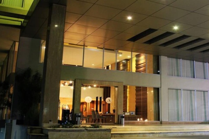 Hotel 30 of 32