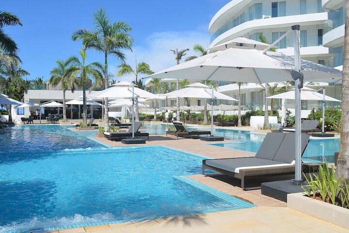 Pool 84 of 120