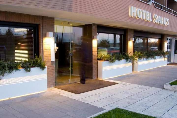 Hotel 26 of 28