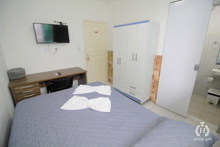 Room 4 of 14