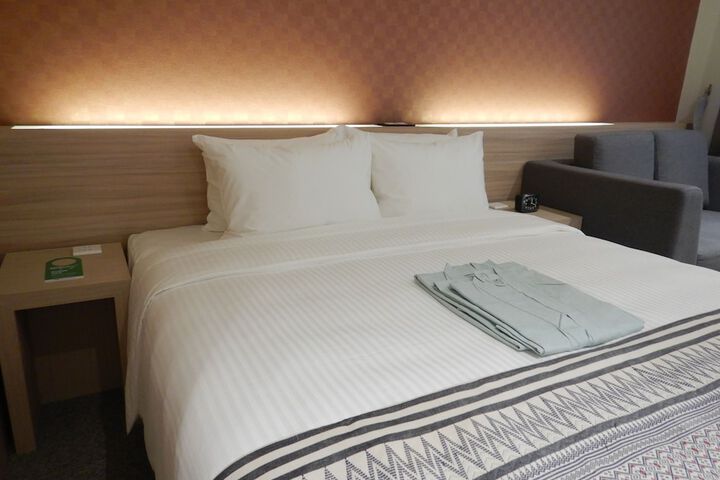 Room 54 of 89