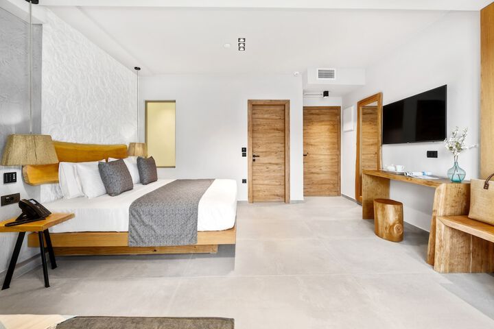 Room 14 of 40