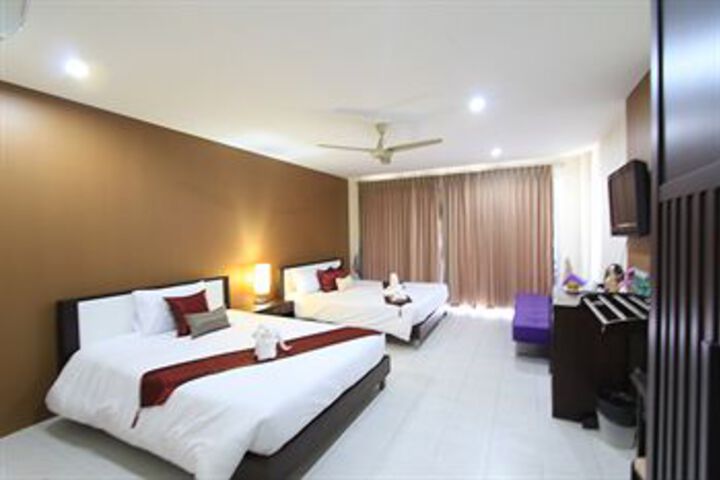 Room 17 of 42