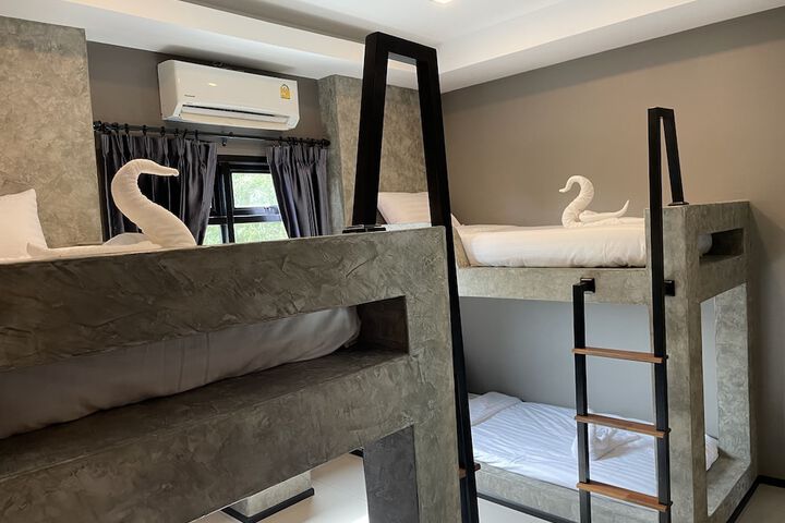 Room 16 of 43