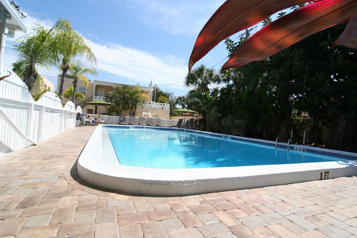 Pool 46 of 52