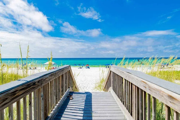 Beach 13 of 18