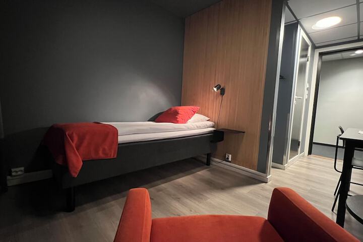 Room 21 of 47