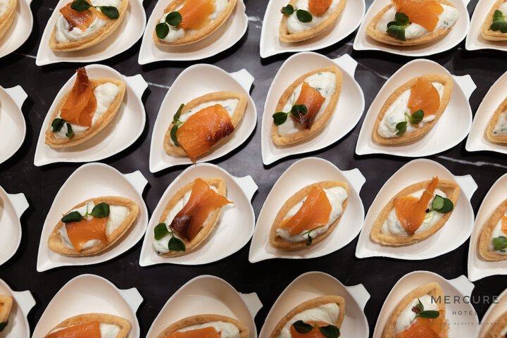 Dining 60 of 111