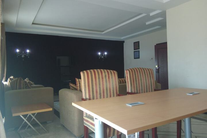 Room 10 of 39