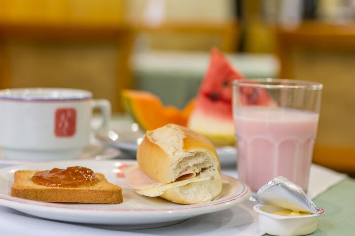 Breakfast/Coffee Service 51 of 64