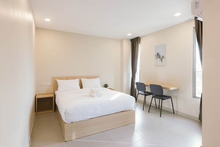 Room 5 of 21