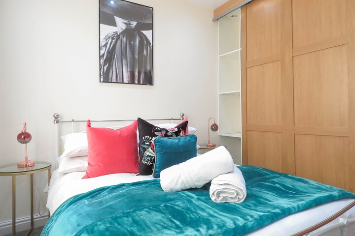 Room 6 of 26