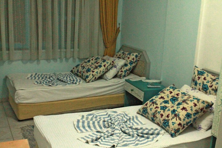 Room 62 of 105