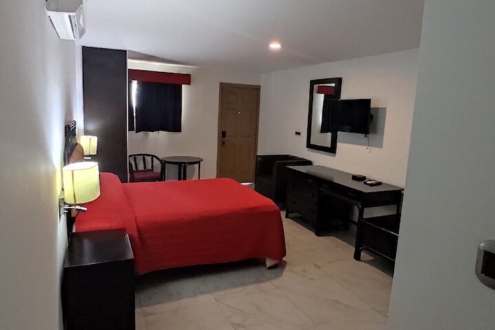 Room 18 of 86