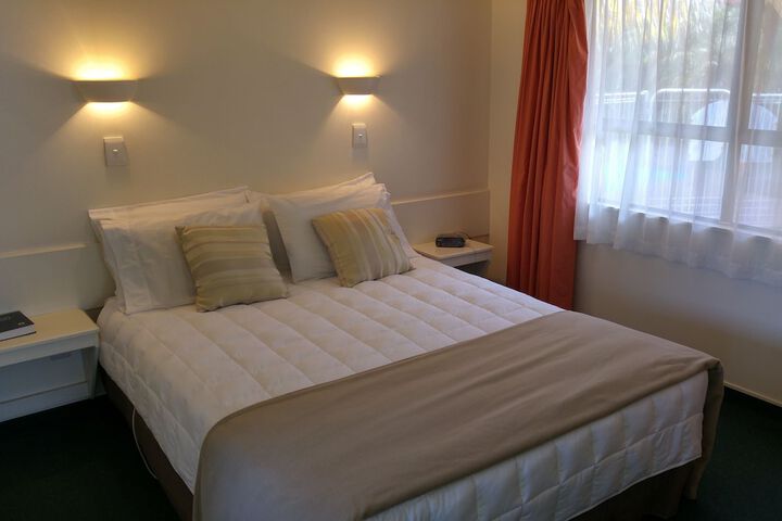 Room 8 of 23