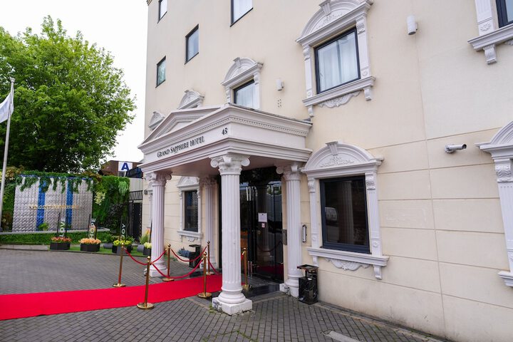Hotel 33 of 36