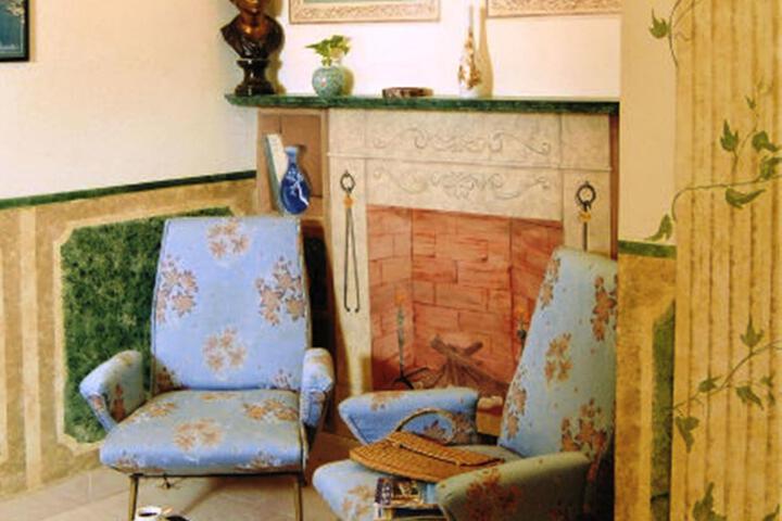Hotel Interior 11 of 34