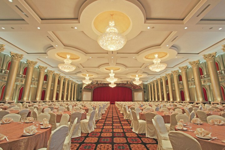 Room 41 of 48