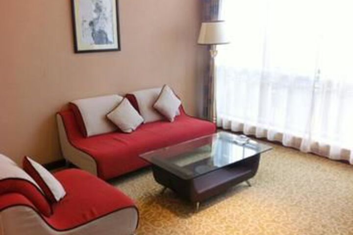 Room 7 of 63
