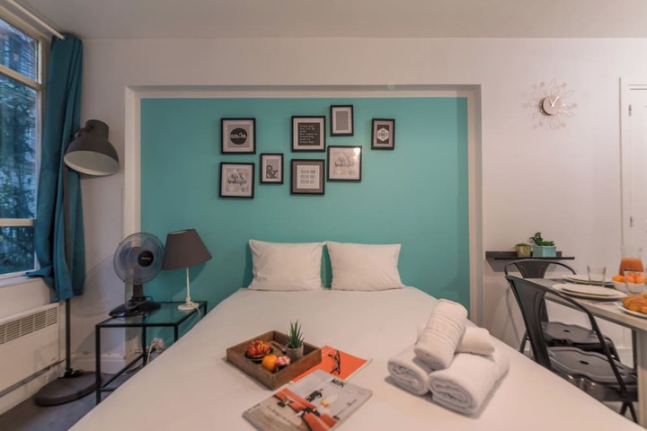 Room 9 of 60