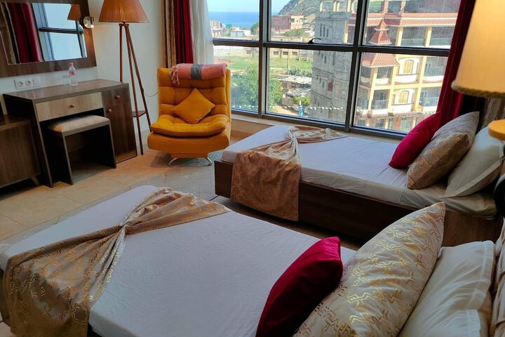 Room 8 of 29