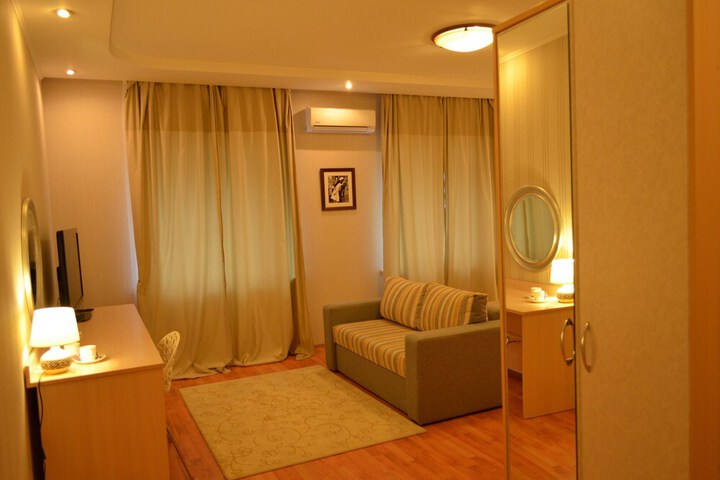 Room 18 of 47