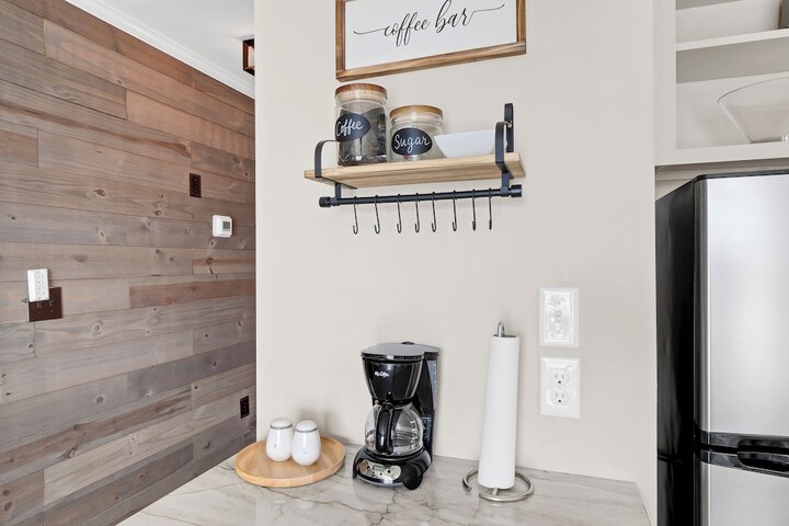 Breakfast/Coffee Service 226 of 333