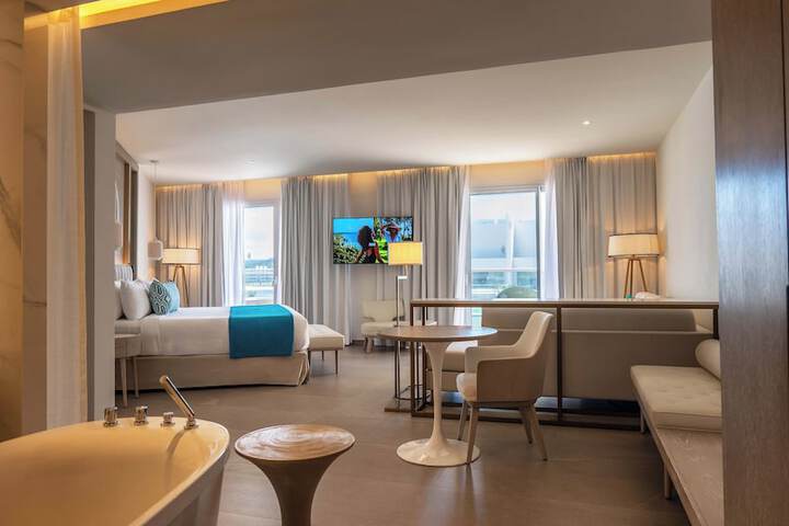 Room 21 of 271