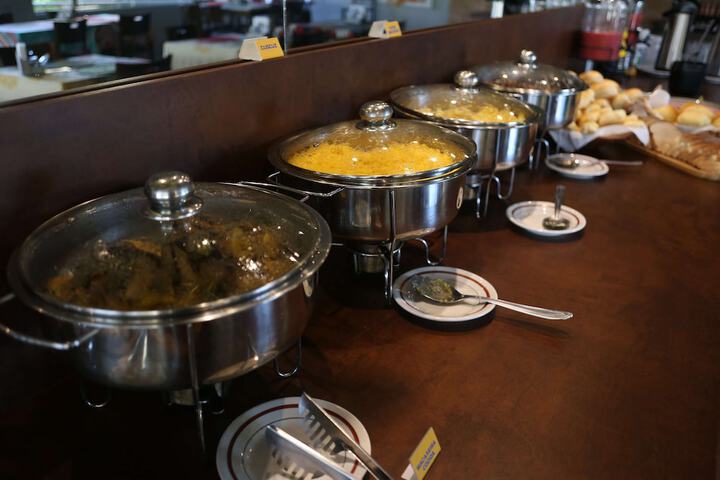 Dining 44 of 66