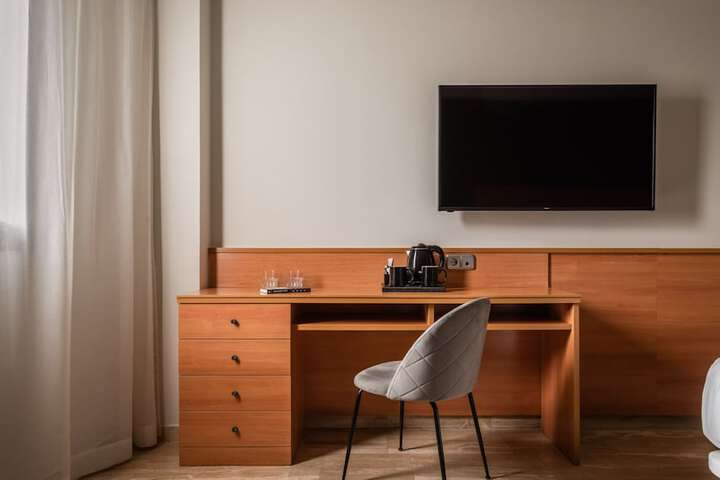 Room 5 of 29