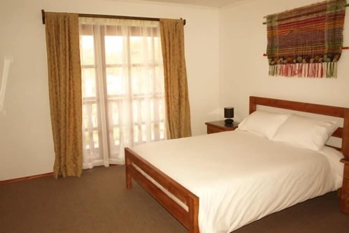 Room 3 of 17