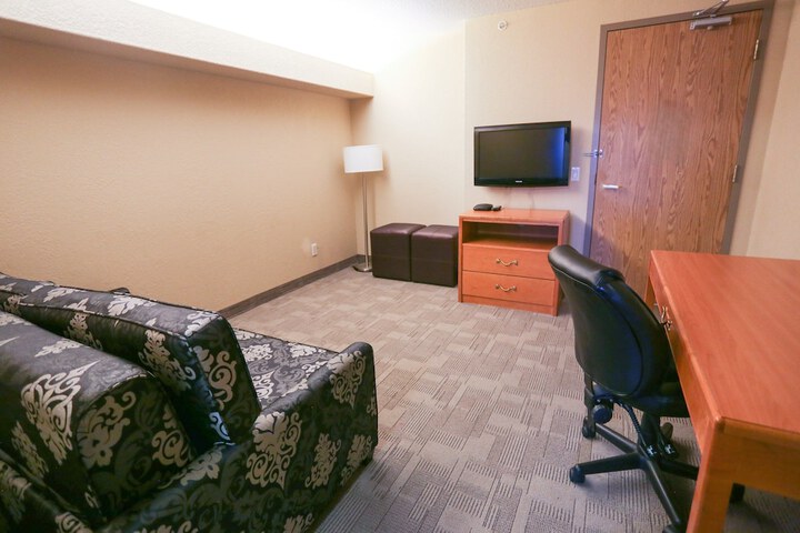 Room 38 of 110