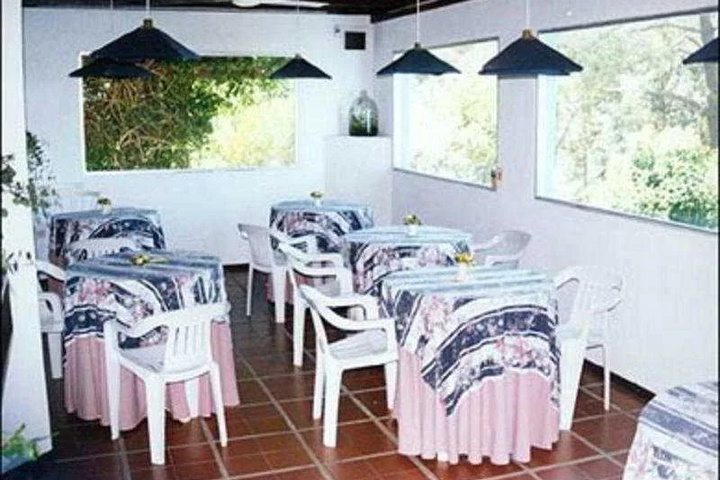 Dining 7 of 7