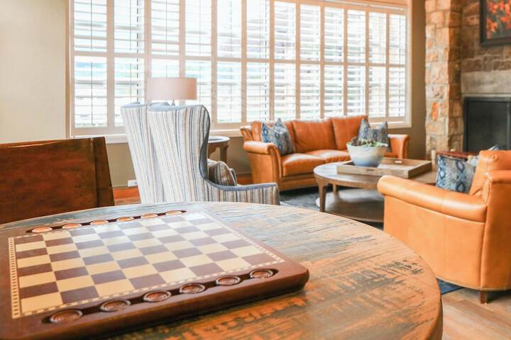 Hotel Interior 6 of 67