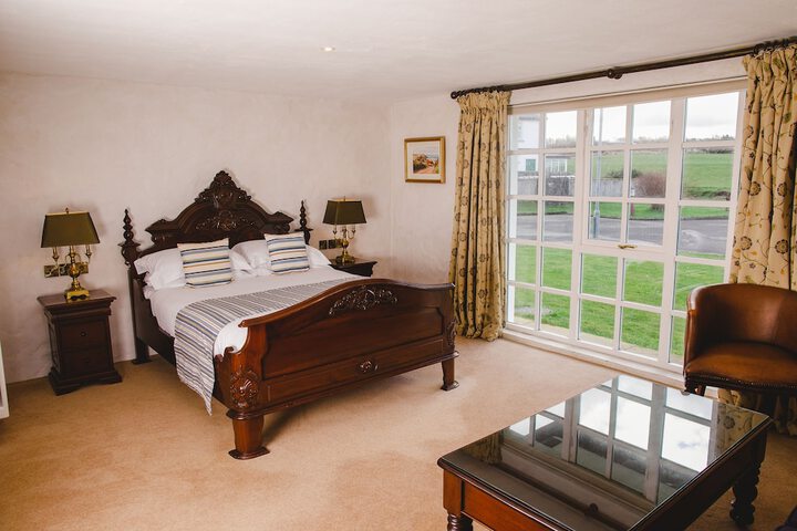 Room 10 of 48